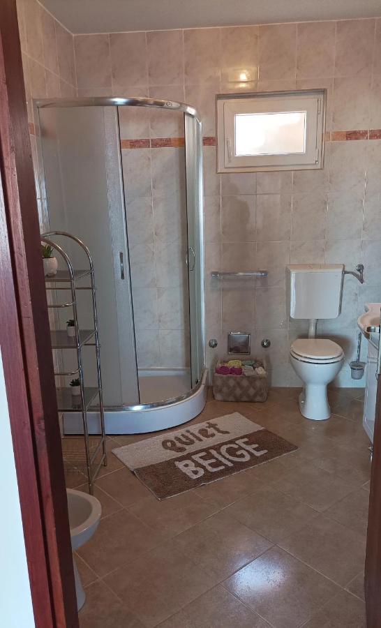 פונאנט Family Apartments Tomy מראה חיצוני תמונה